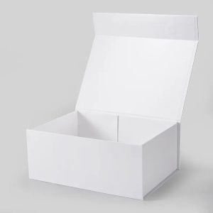 White Magnetic Closure Rigid Gift Box - SMALL - 25 PACKS - 235L x 170W x 100H mm